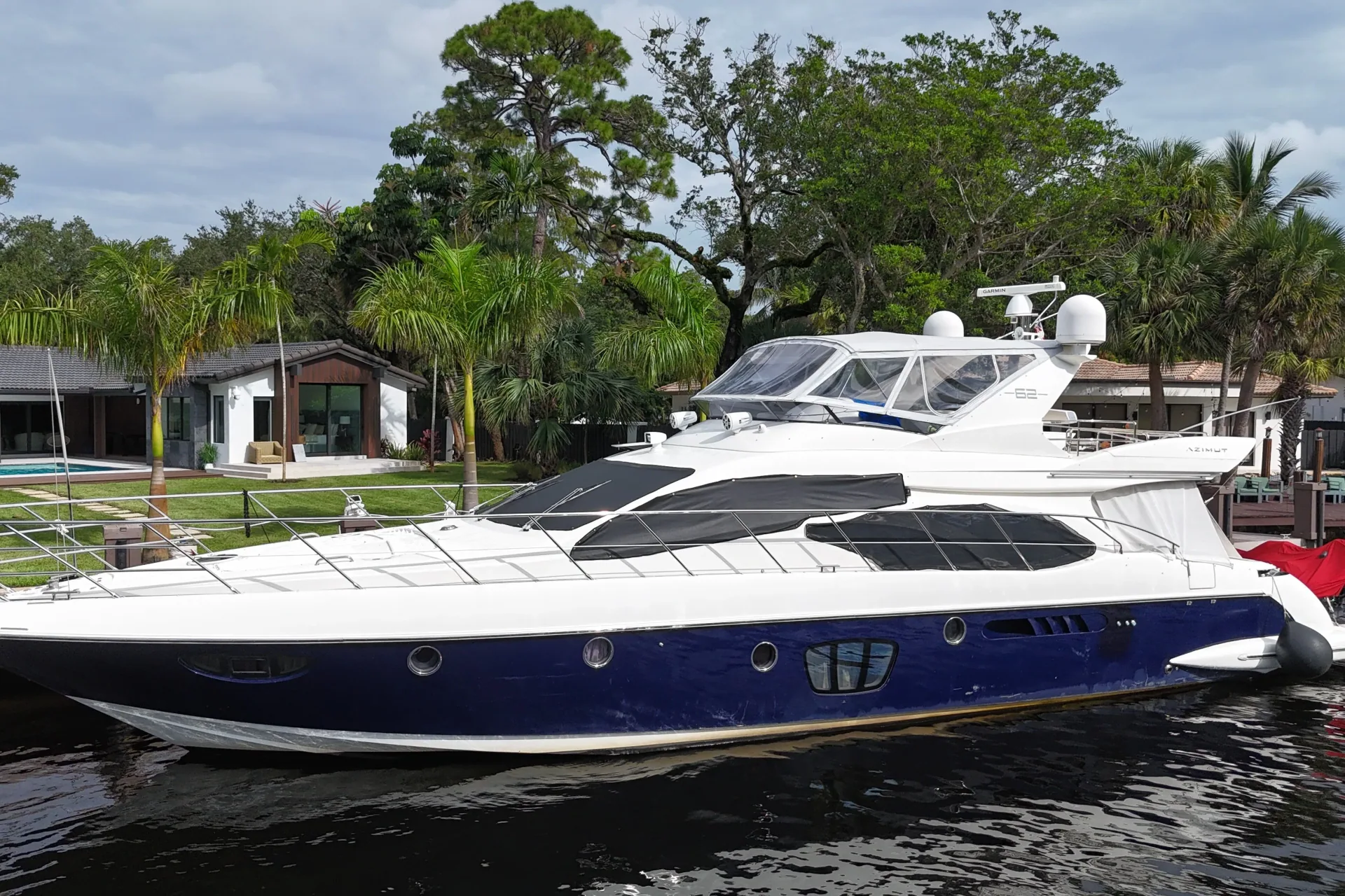 2008 Azimut 62E, photograph 2