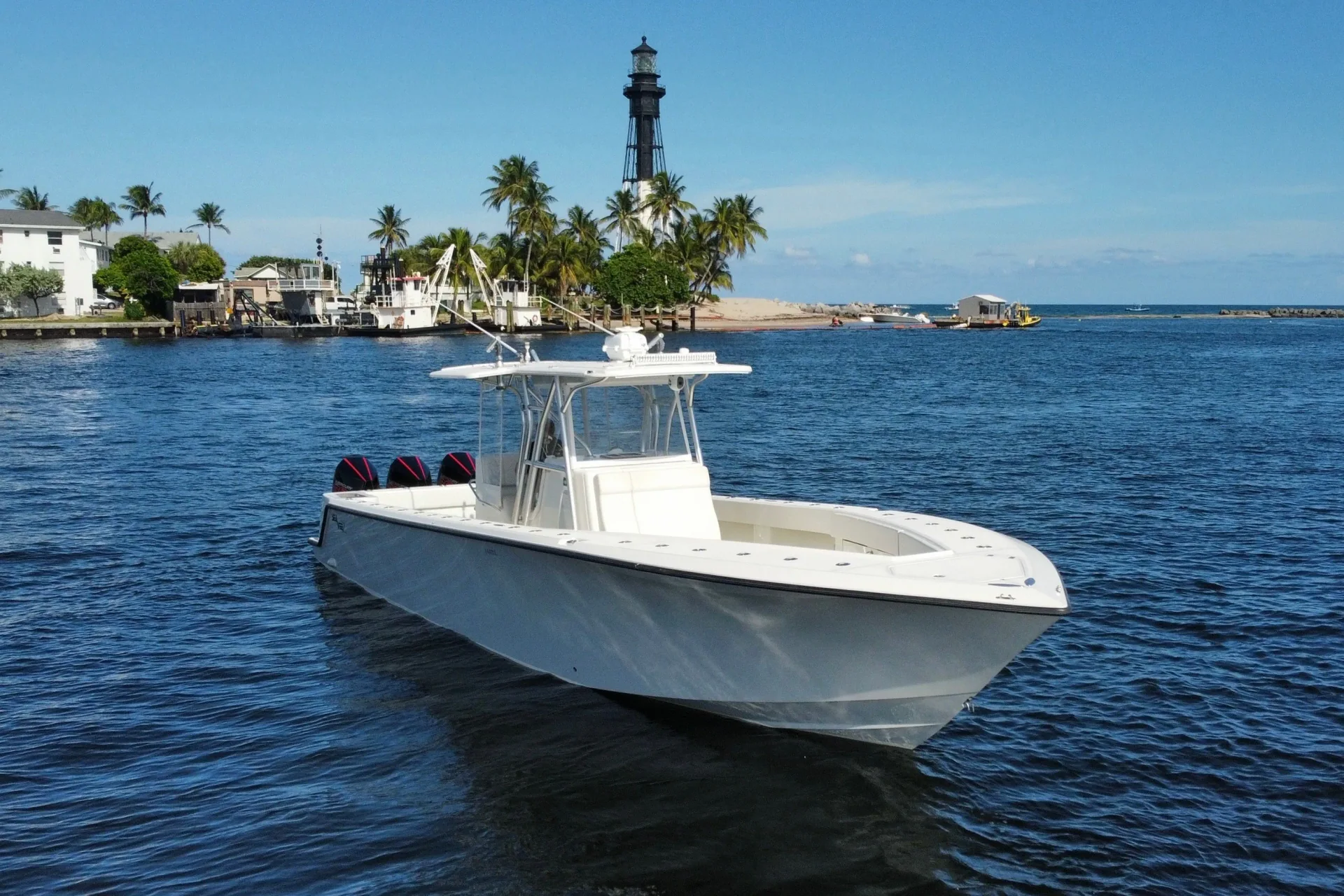2017 SeaVee 370Z, photograph 2